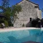 Dépendance Saint Jean * Bouniagues